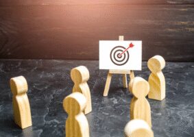 #2.TARGETED INTERACTIONS: THE KEY TO EFFECTIVE RETARGETING CAMPAIGNS